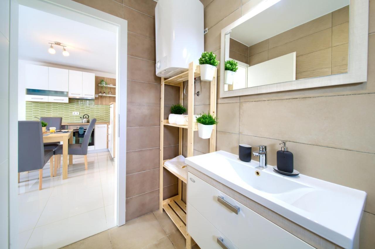 Dodo Apartments Vantacici Bagian luar foto